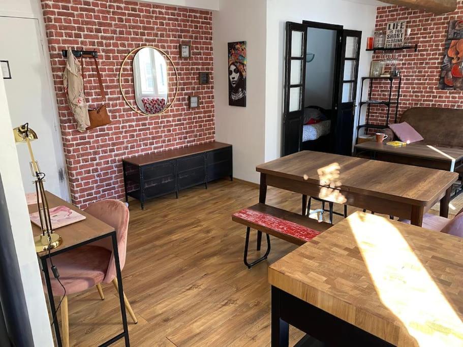 Moderne - Wifi - A Pied - Marche Provencal